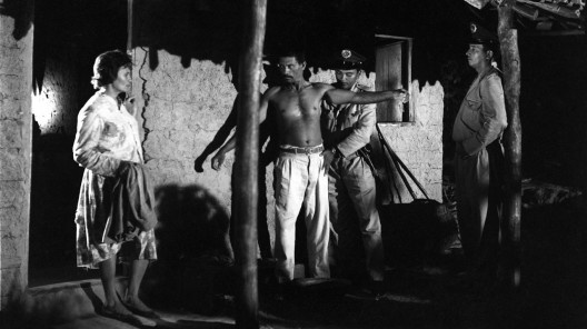 Fotograma de “Cabra Marcado para Morrer” (1984), documentário de Eduardo Coutinho