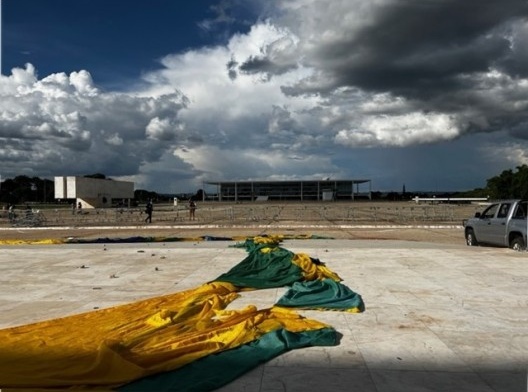 Sem democracia não há patrimônio