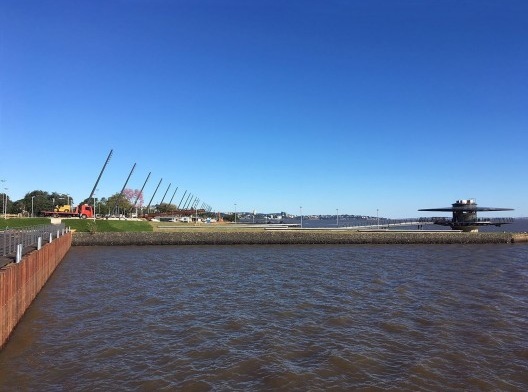 Vista do restaurante Quase meia-noite do atracadouro dos barcos