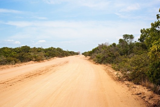 Igreja Nossa Senhora da Neves entre a restinga e o céu