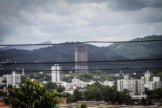 Edifício de alto padrão em construção no Bairro Victor Konder, Blumenau