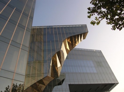 Torre da Gas Catalana, grife catalana Enric Miralles