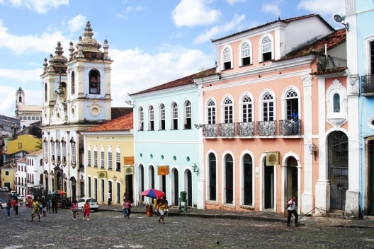 Os sobrados do Pelourinho de Salvador, Bahia. Sítio reconhecido como patrimônio Histórico da humanidade pela UNESCO na década de 1980