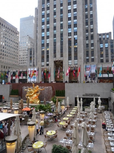 Rockefeller Center, 1928-1938 (projeto final), 1938-1940