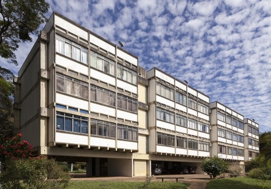 Edifícios de apartamentos para professores da Universidade de Brasília, “UnB Colina,Brasília DF, 1962