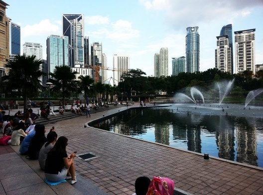 KLCC Park no final de tarde, Kuala Lumpur