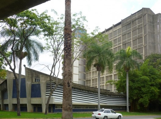 Faculdade de Arquitetura e Urbanismo (1954-1956), Cidade Universitária de Caracas. Carlos Raúl Villanueva