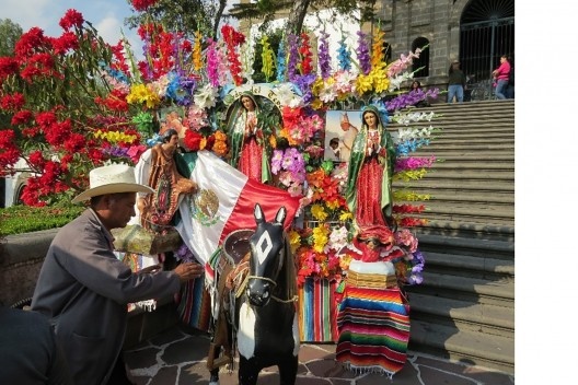 Devoção no Cerro del Tepeyac