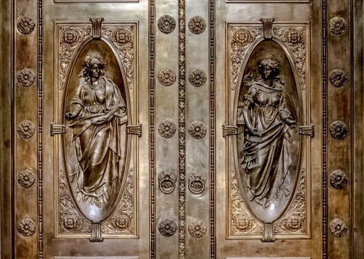 Exposição “As mãos que restauram o tempo: um olhar fotográfico”, módulo Arquitetura, curadoria de Luiz Antonio Lopes de Souza