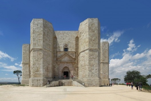 Castel del Monte, região da Puglia, Itália