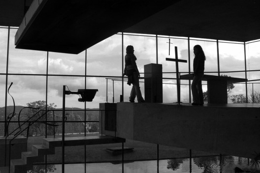 Capela São Pedro, Campos do Jordão. Arquiteto Paulo Mendes da Rocha