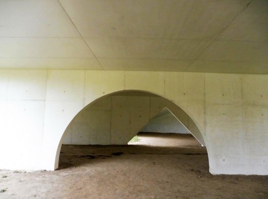 Museu de Arte Contemporânea Nadir Afonso, paredes estruturais, Chaves, Portugal, 2015. Arquiteto Álvaro Siza