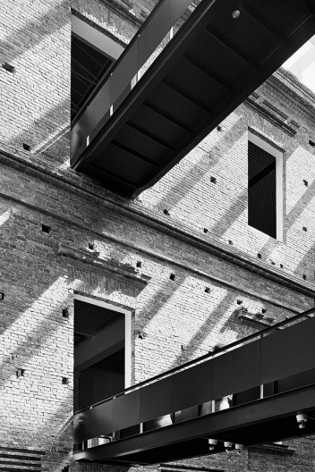 Pinacoteca do Estado, São Paulo, arquitetos Paulo Mendes da Rocha, Eduardo Colonelli e Weliton Ricoy Torres