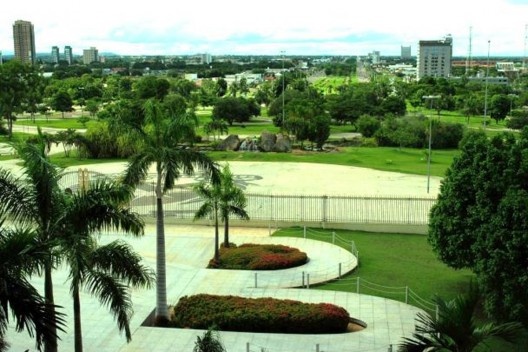 Figura 15 – Vista da praça a partir da sacada do Palácio Araguaia