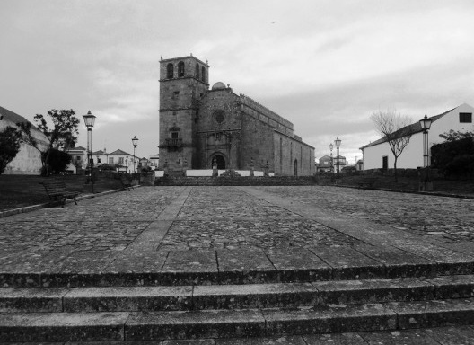 fig 12. Vista da fachada principal da Igreja de Santa Maria a Nova (de Poente para Nascente)