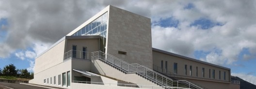 Cherubino Gambardella. Edificio Servizi, Camerino