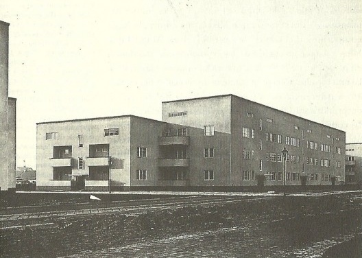 Mies van der Rohe, blocos de apartamentos na Afrikanischestrasse, Berlin-Wedding, 1925-1927