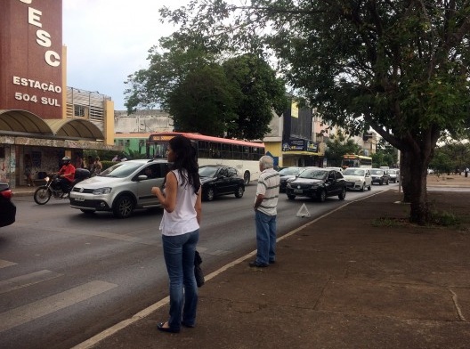 Tráfego da Avenida W-3 Sul, quando estudantes realizavam pesquisa de mobilidade urbana