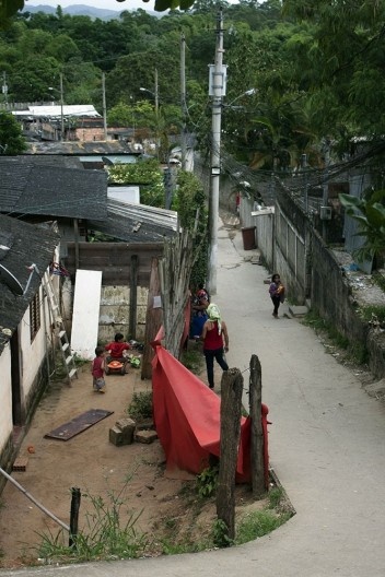 Urbanização do Banhado, ruas existentes e ocupação precária, São José dos Campos SP, 2019. Coordenadores Jeferson Tavares e Marcel Fantin / PExURB IAU USP