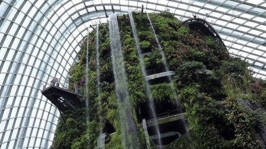 Cloud Forest, vista da cascata e estrutura, Singapura