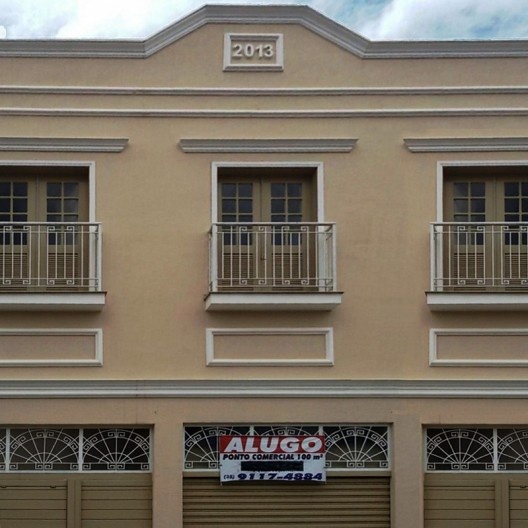 Edifício comercial, Itanhandu MG, 26 out. 2015