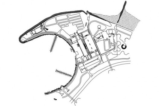 Ocupação dos concessionários da área da marina antes de julho 2005. Neste levantamento da EBTE, o limite à direita corresponde ao traço que parte do molhe original, ou seja, a área de concessão abarca a Área de Piquenique (onde se vêem os pavilhões provis