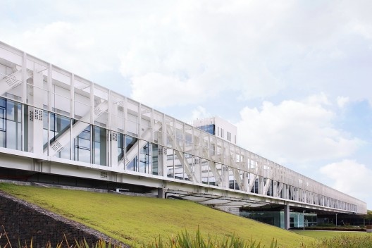 Fecomércio, Sesc e Senac do Rio Grande do Sul, Porto Alegre RS, 2020. Arquitetos Dario Corrêa Durce, Emerson Vidigal, Eron Costin, Fabio Henrique Faria e João Gabriel Rosa (autores) / Estúdio 41
