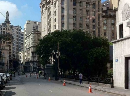 Face norte do Largo: o viaduto Boa Vista