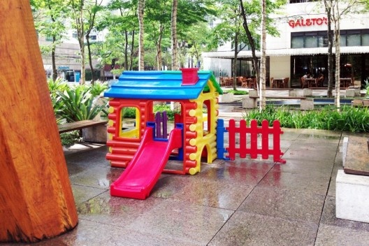 Brascan Century Plaza, térreo