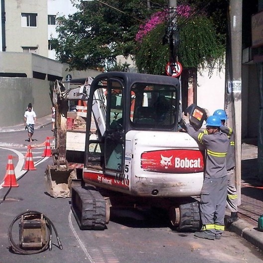 Veículo para pavimentação de ruas, São Paulo, Brasil
