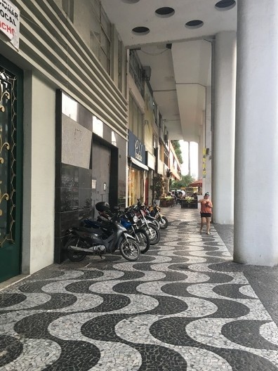 Pórticos do Edifício Independência, Gonzaga, Santos SP Brasil