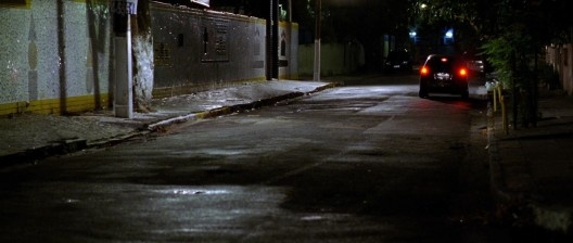 Cena do filme O som ao redor, roteiro e direção de Kléber Mendonça Filho