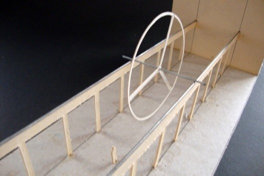 Guto Lacaz, “Adoraroda”, foto da maquete da versão original, Centro Cultural Oswald de Andrade, São Paulo, sem data