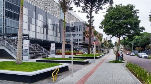 Complexo Esportivo e Cultural Clube Atlético Paranaense, Curitiba. Arquiteto Carlos Arcos