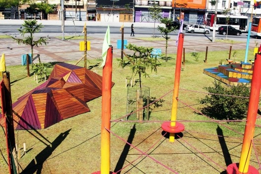 Projeto Ilha, tema “lúdico”, Erê Lab