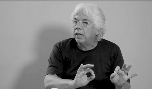 Athis: um caminho através da prática