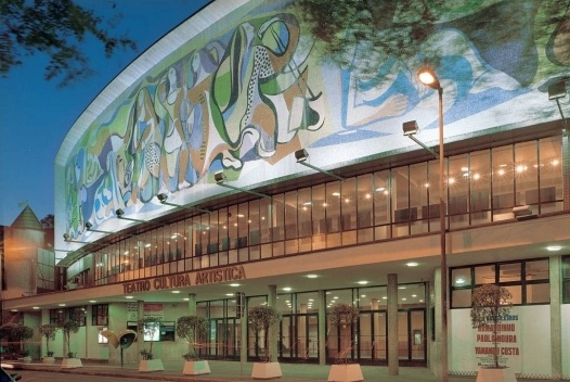 Teatro Cultura Artística, 1942-43. Arq. Rino Levi. Prédio restaurado, antes do incêndio