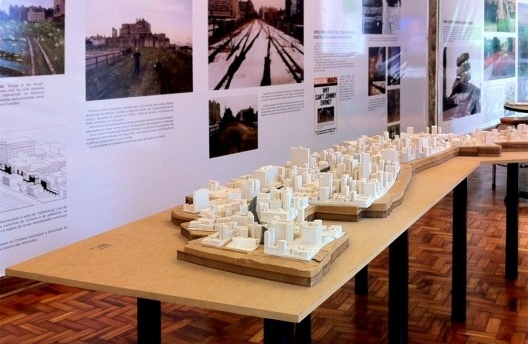 Exposição “Parque Highline / Modos de negociar”, X Bienal de Arquitetura de São Paulo