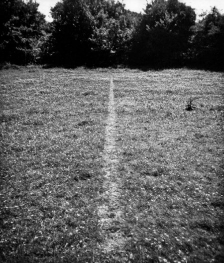 A line made by walking, Richard Long, Inglaterra, 1967