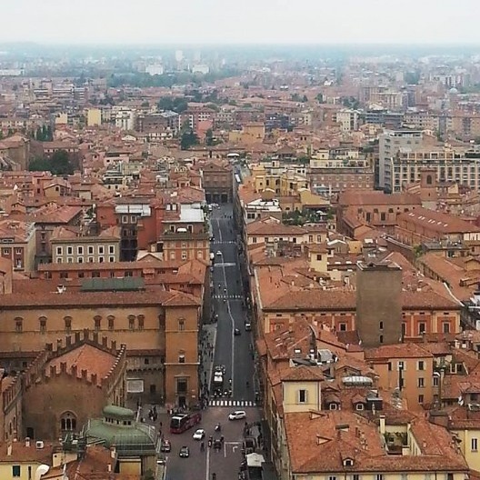 Vista da paisagem do alto da Torre Asinelli, Bolonha, 2014
