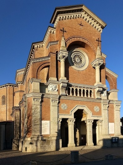 Chiesa Parrocchiale di San Giovanni Battista, Madone, Itália