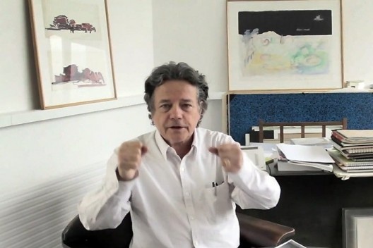 Christian de Portzamparc em seu escritório, em Paris