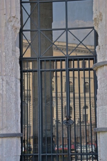 Contaminações, patrimônio refletido no Templo de Hercules, no centro urbano de Roma