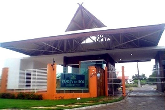 Entrada do Portal do Sol, condomínio horizontal fechado de alto padrão