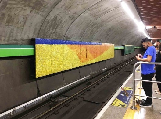 “Quatro Estações”, de Tomie Ohtake, estação de metrô Consolação, São Paulo