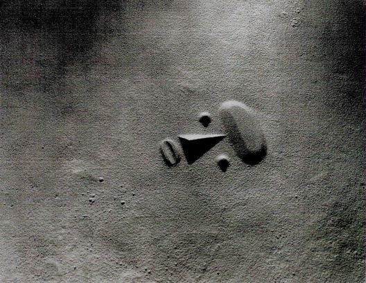 Isamu Noguchi, Isolated Mass, Sculpture to be seen from Mars, 1947
