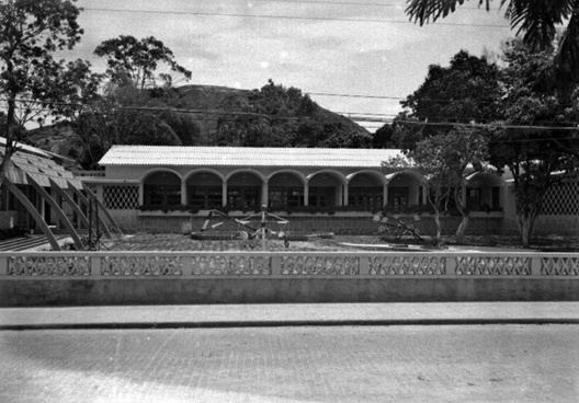 Jardim de Infância Maria Queiroz Lindemberg, fachada principal, 1953