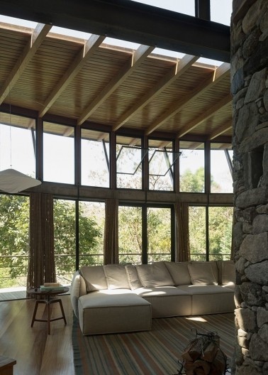 Casa na Bocaina, São José do Barreiro SP, 2021. Arquitetos Ana Altberg e Cesar Jordão