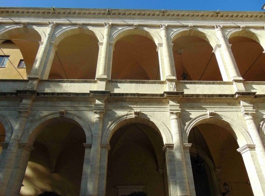 Pórticos do cortile do Palazzo Venezia