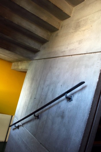 Casa do Brasil, escada de incêndio, Cidade Universitária de Paris, arquitetos Lúcio Costa e Le Corbusier